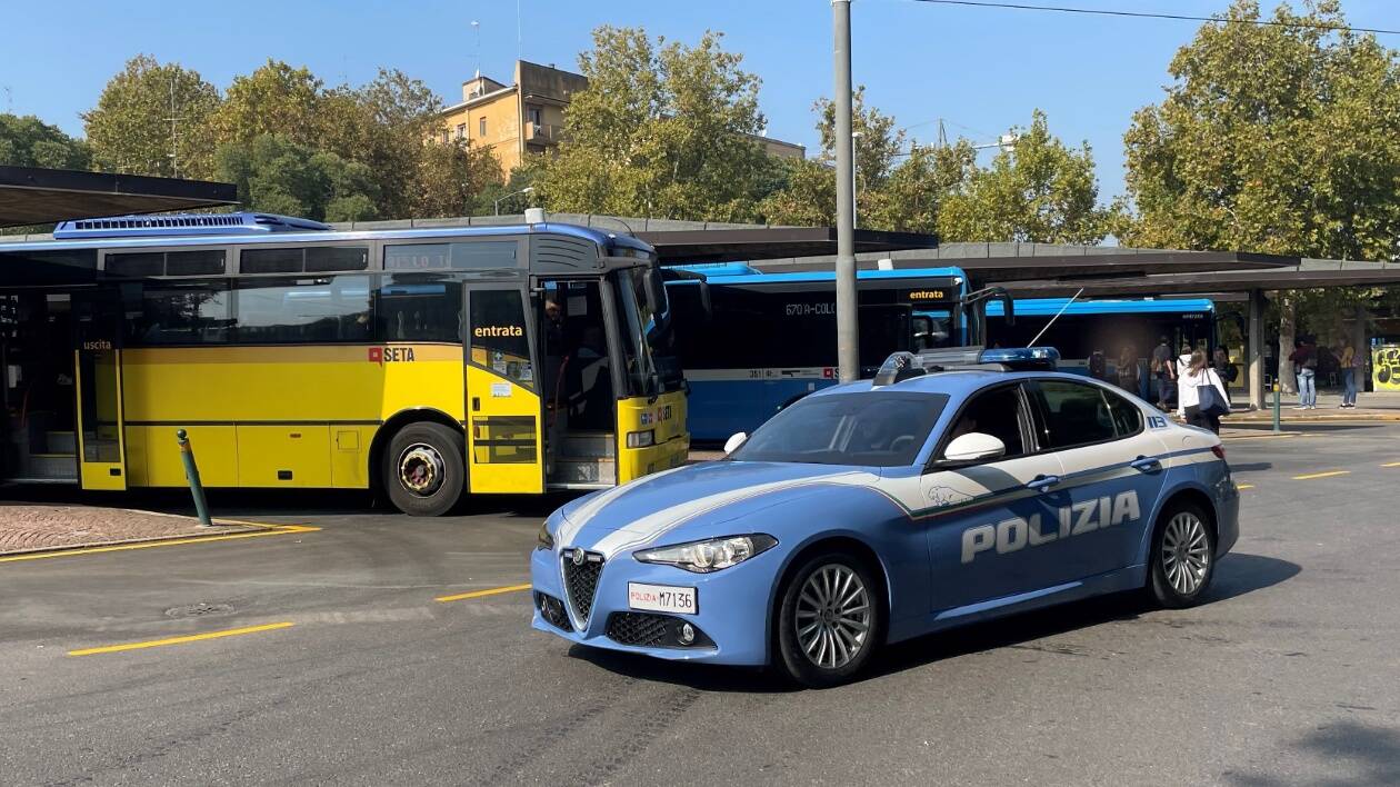 Modena, spaccio stazione autocorriere: arrestato un tunisino 19enne