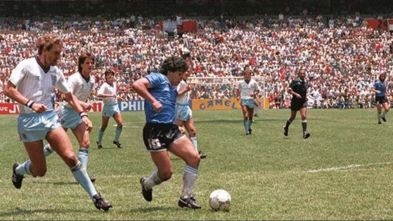 Maradona esordisce nel calcio professionistico: 20 ottobre 1976