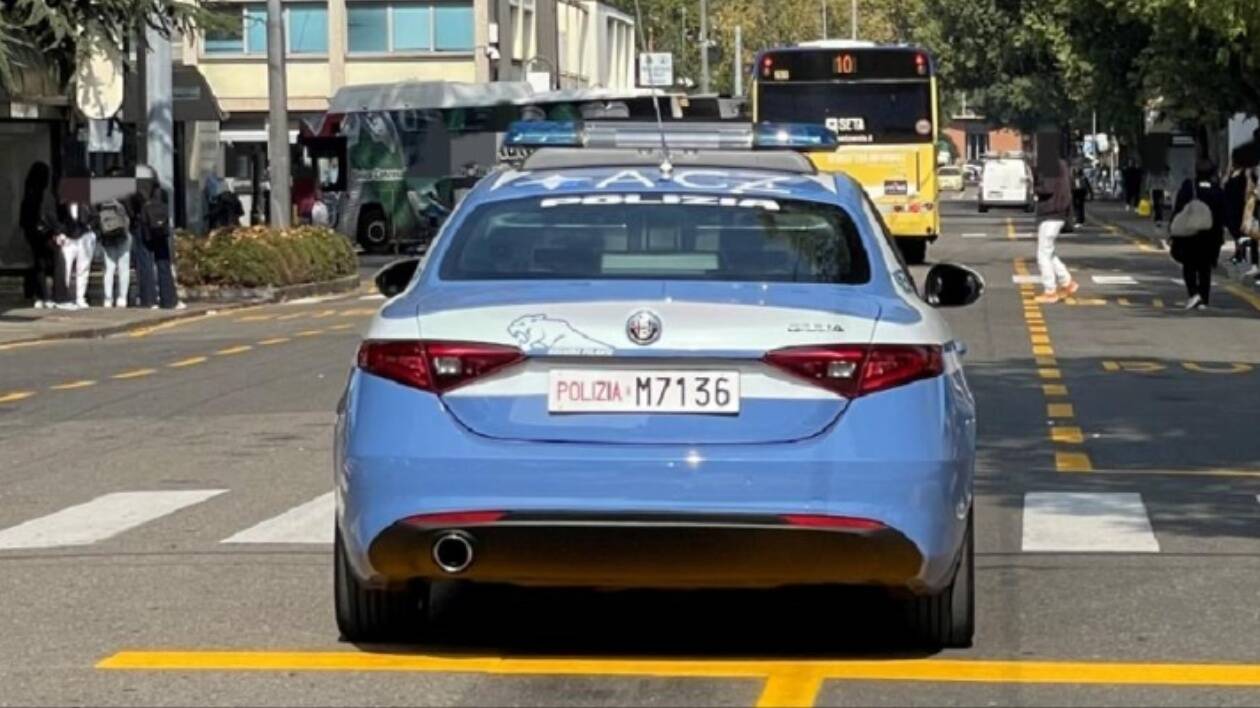 Rissa tra due studentesse al liceo Sigonio di Modena: interviene la polizia