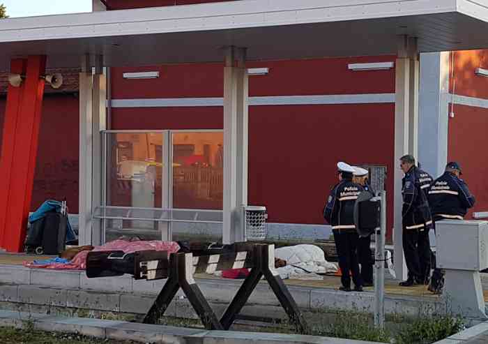 A Sassuolo primo caso di Daspo urbano, bandite dal territorio 3 persone che dormivano in stazione