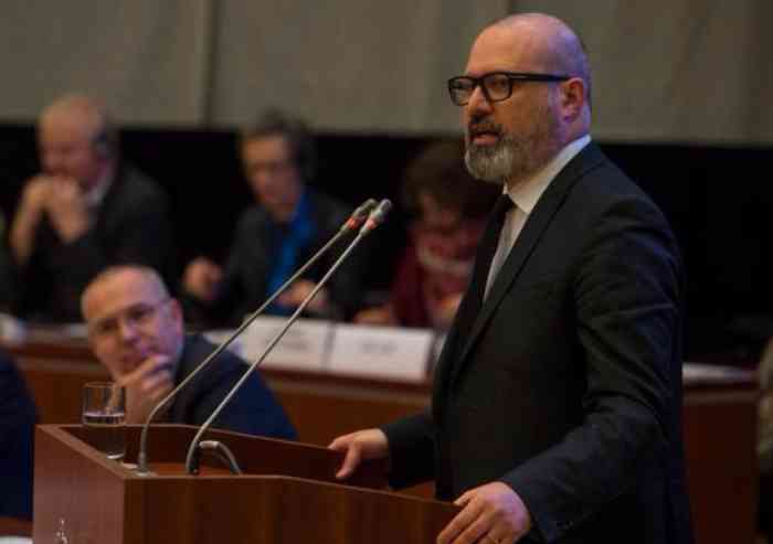 Vitalizi, Bonaccini riesce a tagliare quelli degli ex consiglieri