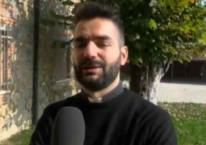 Schianto, illeso il parroco don Roberto