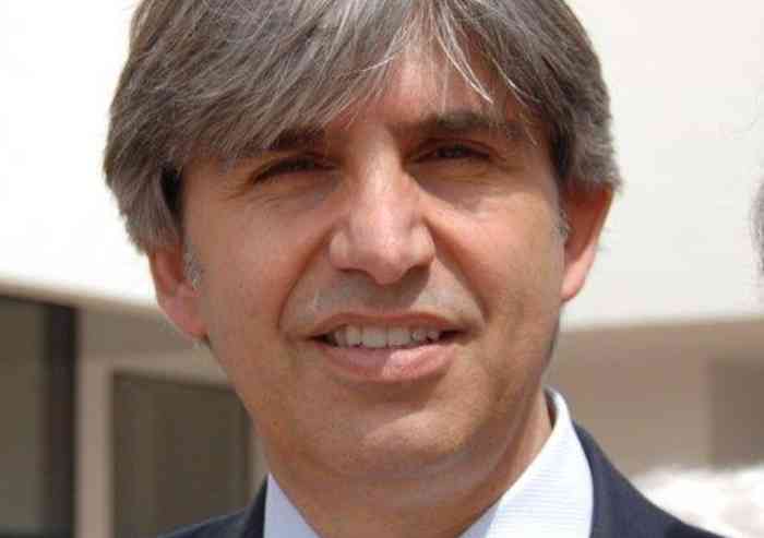 'Nomadi abusivi: colpa del sindaco sceriffo e del comandante architetto'