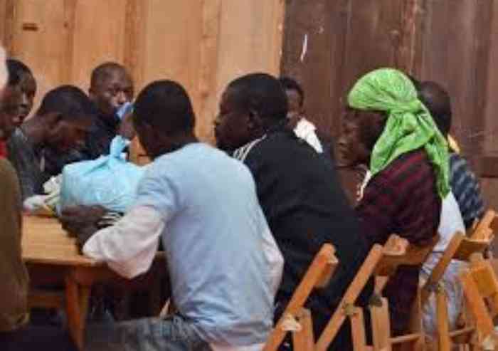 Il caso: dal Comune di Modena 30.000 euro per proseguire il ricovero in struttura ad un solo rifugiato