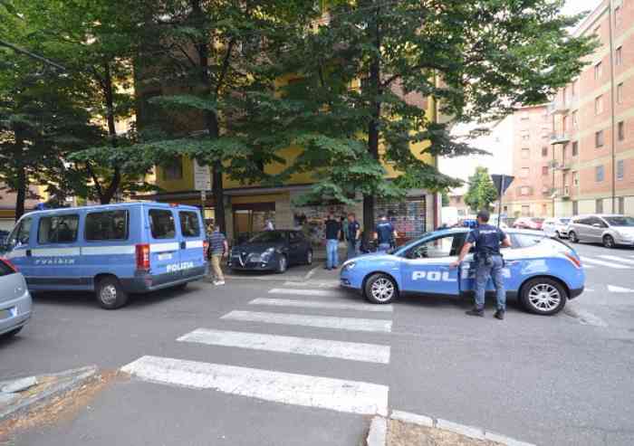 Viale Gramsci, la Questura fa appello alla calma: stiamo operando contro l'illegalità ma non si può andare oltre la legge