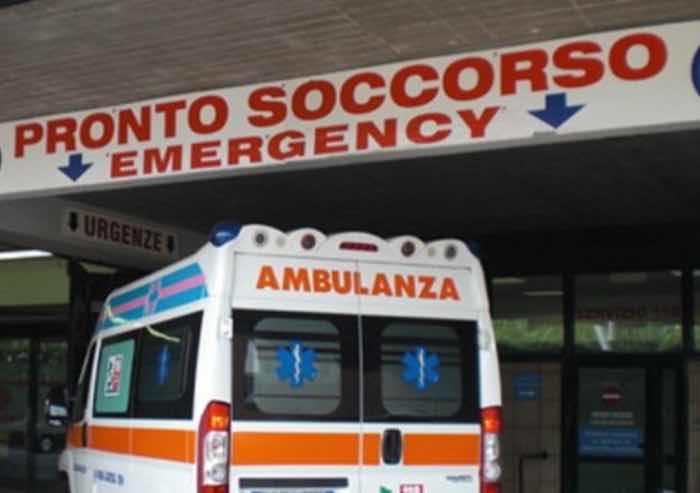 Modena, bambino investito nel cortile di casa dal padre