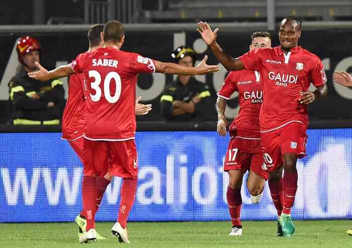 Il Carpi espugna il Picco e vola in vetta alla classifica