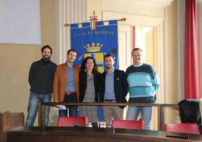 'Spray urticante alla festa Pd, dopo Vasco è cosìche Modena garantisce la sicurezza?'