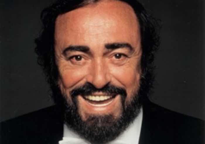 Modena, Messa per il decennale della morte di Pavarotti: solo in 500 in Duomo