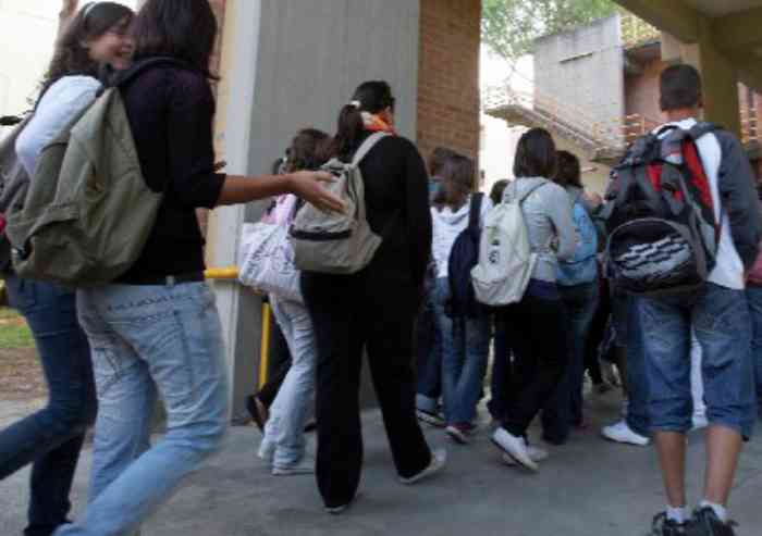Scuola, a Modena venerdì prima campanella per 33mila studenti delle Superiori