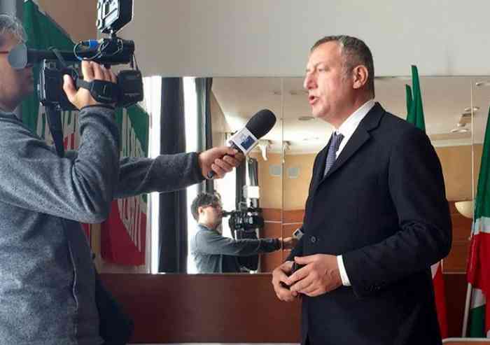 Ius soli, il Pd contro Galli: 'Cerca una vetrina'