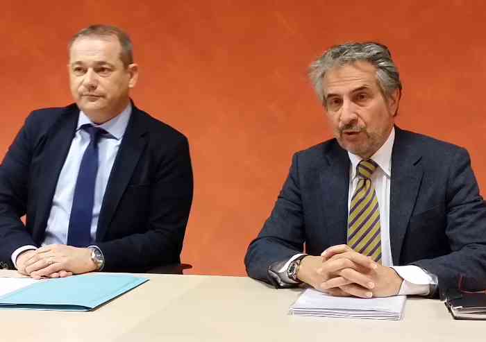 Seta a muso duro contro i sindacati: 'Pensate all'assenteismo degli autisti'