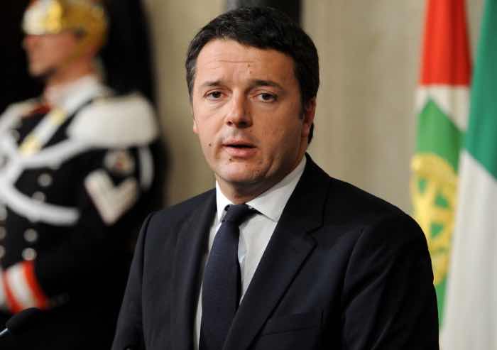 Renzi attacca: 'Primarie M5S? E poi parlano a noi di democrazia'