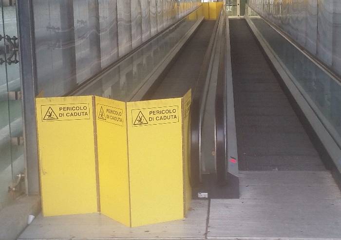 Policlinico, per accedere al Pronto soccorso si rischia... di cadere