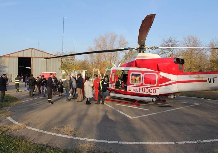 Nel vecchio hangar si insegna sicurezza