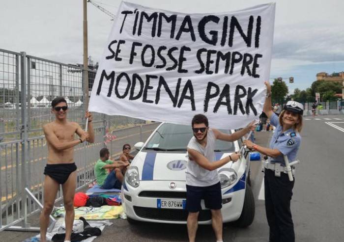 Concerto Vasco, il Comune compra 500 spille celebrative per i vigili