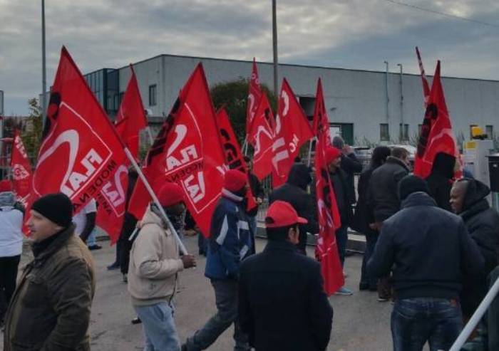 'Indignati dall'accordo Cisl e Castelfrigo, la nostra lotta continua'