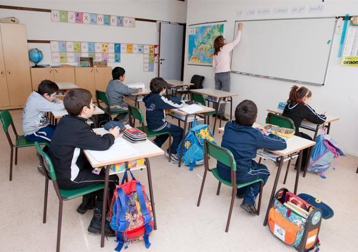 Scuola, lunedì nero per 800 insegnanti
