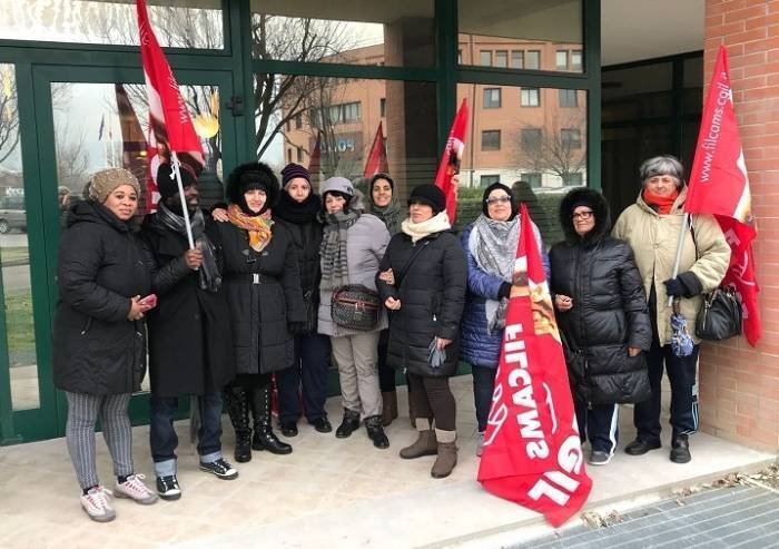 Stesso lavoro in metà tempo, la pulizia degli uffici postali è missione impossibile