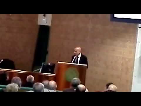 Minniti a Modena rivendica il successo di Vasco e attacca Berlusconi