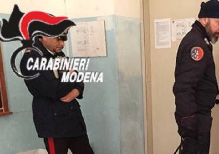 Fiorano, fanno saltare il bancomat Bper e rubano 4000 euro