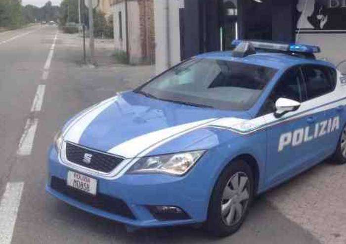 Quattro bulgare derubano sul bus una 87enne: arrestate