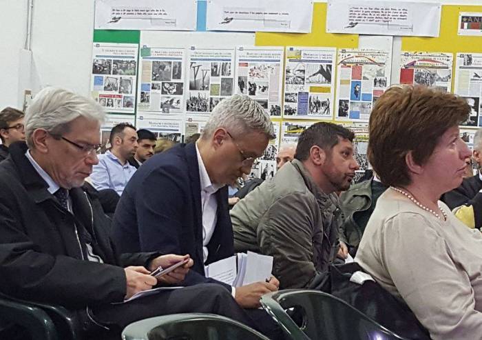 Sorpresa: il paracadutato De Vincenti non evapora. La Lorenzin sì