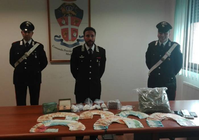 Caccia al tesoro dello spaccio: I Carabinieri arrestano due albanesi