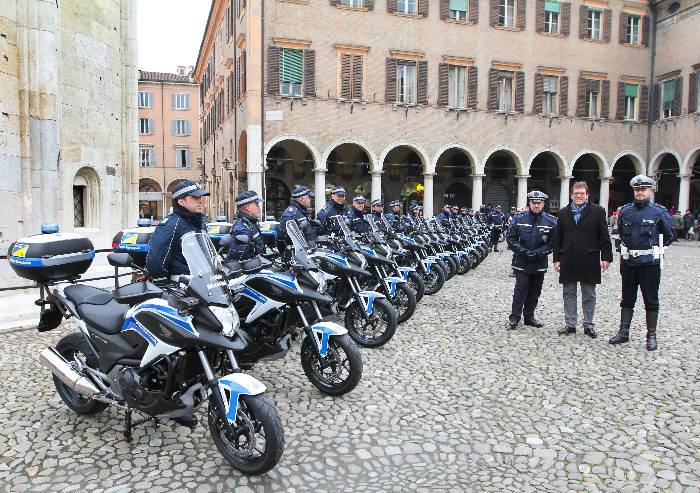 Via Nicolò dell'Abate, chiuso il negozio alimentare ghanese