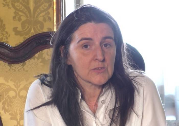 Conciliare tutto e il suo contrario: l'impresa di Alessandra