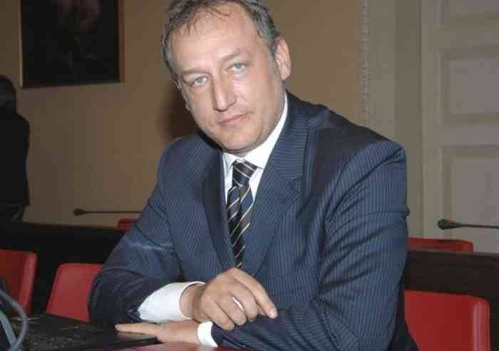 'Caso Fondazione CR Mirandola, Comuni della Bassa non possono tacere'