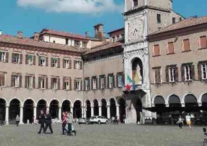 Lutto in Comune, muore dipendente 61enne