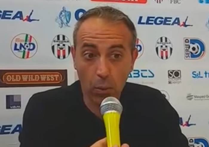 Carpi calcio, via Calabro: arriva Chezzi