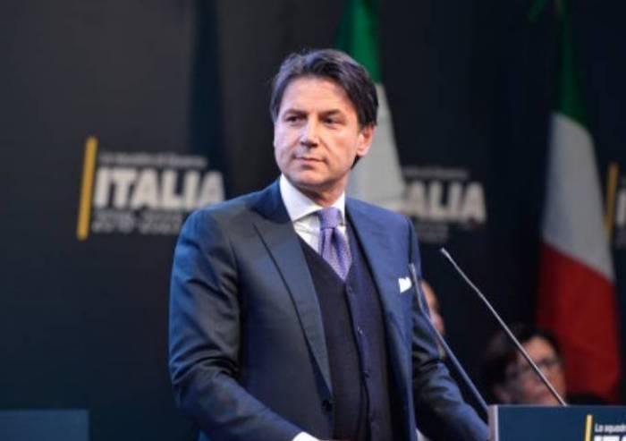 Conte premier, è nato il nuovo governo politico