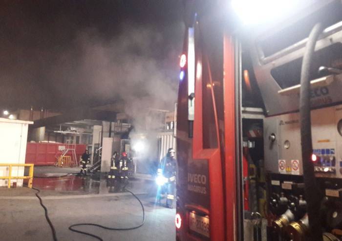 A fuoco nella notte impianto di coogenerazione