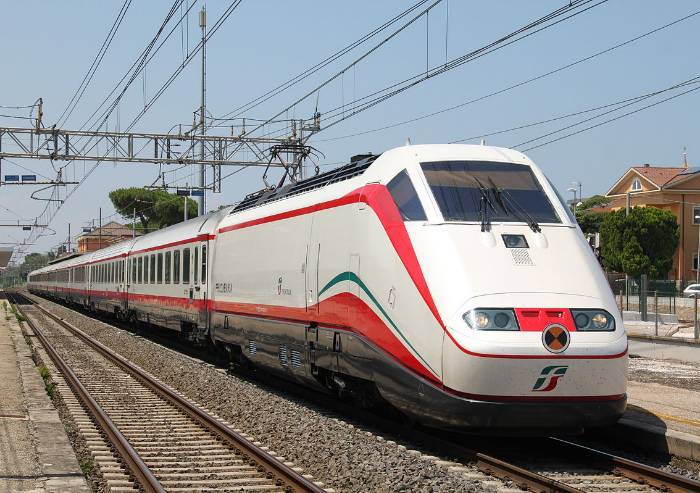 'Soppressione del Frecciabianca per Milano, Donini chieda spiegazioni'