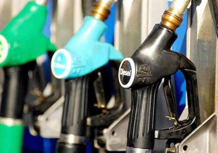 Carburanti, Di Maio: rinvio a gennaio per la fatturazione elettronica