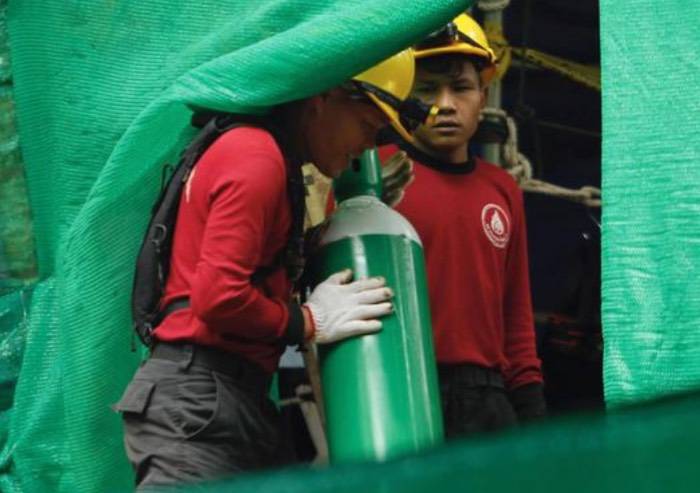 Thailandia: 6 ragazzi sono fuori dalla grotta
