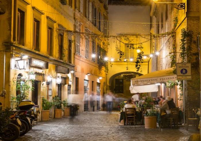 Commercio e turismo, battuta d'arresto per le piccole imprese modenesi