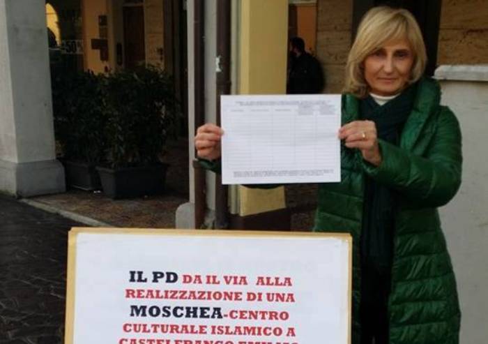 Castelfranco, la Lega brinda: 'Fermata la maxi moschea'