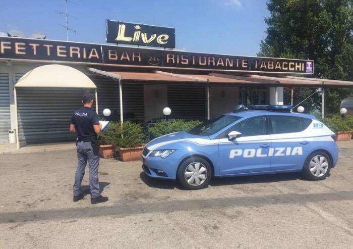 Risse tra stranieri, ristorante chiuso per 10 giorni