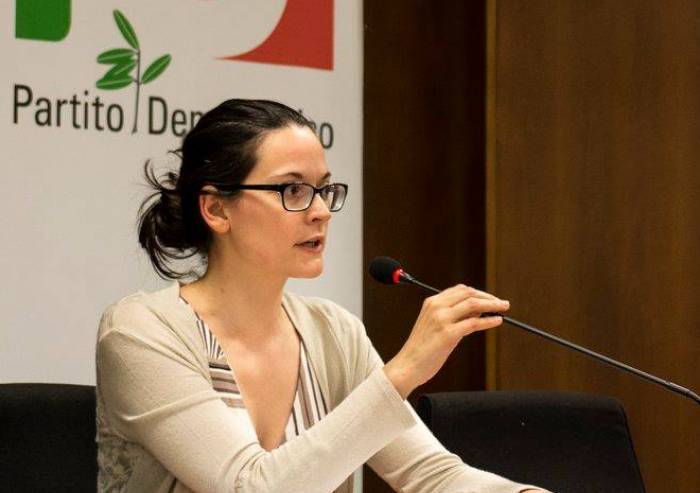 'San Filippo Neri, i silenzi dei delfini di Cristina Cavani'