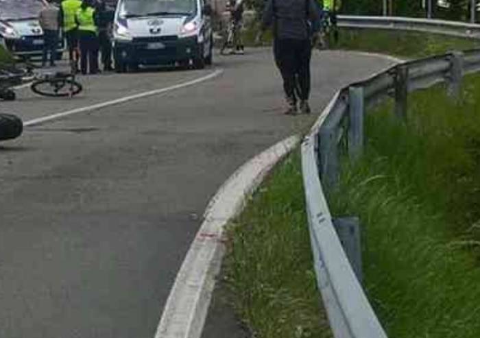 Scontro autocarro e scooter, grave 42 enne