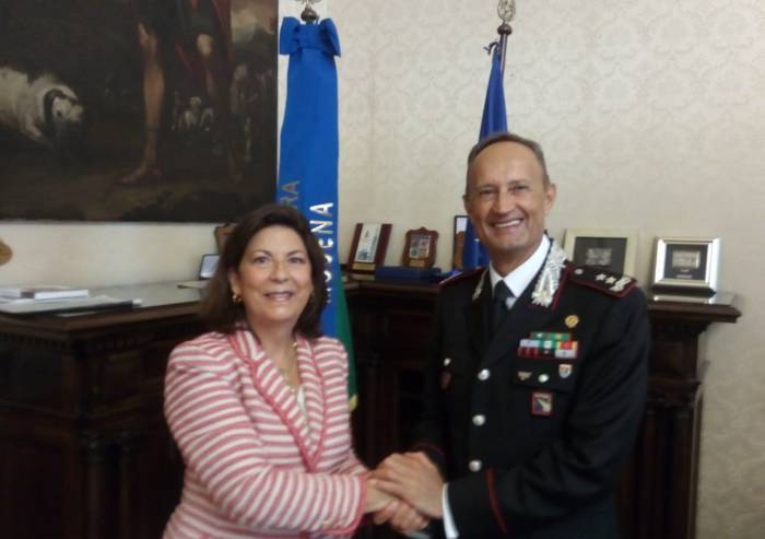 In prefettura l'incontro col comandante regionale dei carabinieri