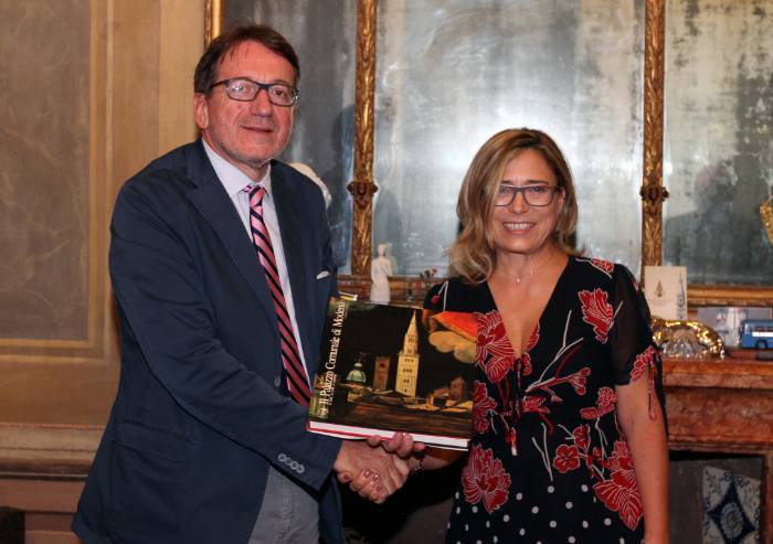 In Comune la nuova comandante dei vigili del fuoco