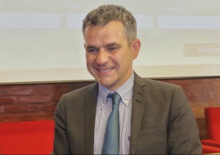 Burzacchini stronca Mediopadana: 'Caffè gusto cicuta e sale anni 70'