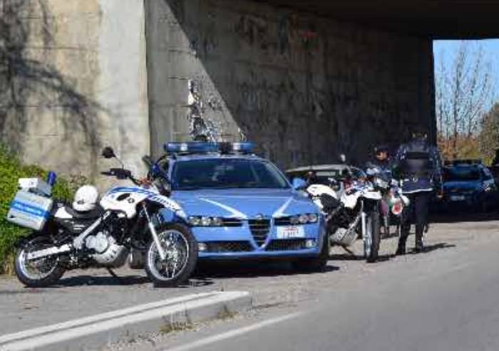 Anziana 93enne prende per sbaglio autostrada a Rimini e fa 200 km