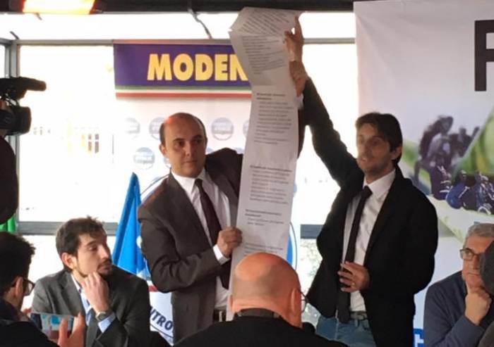 'Via Costellazioni, questo modo di gestire immigrati deve finire'