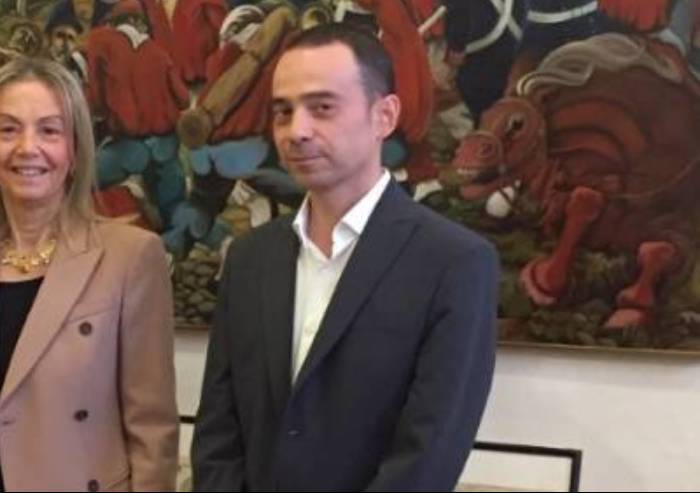 'Coro lirico modenese soppiantato dal piacentino. E bravo Muzzarelli!'