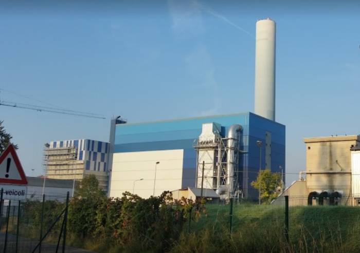 Rifiuti, la ricetta della Lega: 'Ridurremo la Tari del 30%'